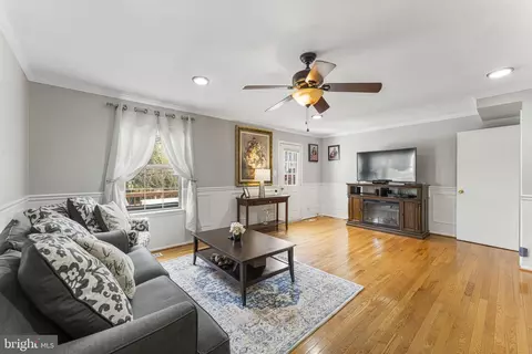 8733 Deblanc Pl, Manassas, VA 20110 photo 21