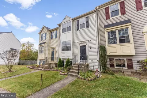 8733 Deblanc Pl, Manassas, VA 20110 photo 3