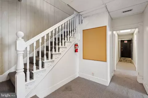 9323 West St, Manassas, VA 20110 photo 2