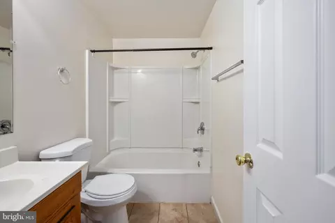 8463 Braxted Ln, Manassas, VA 20110 photo 20