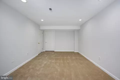 8463 Braxted Ln, Manassas, VA 20110 photo 26