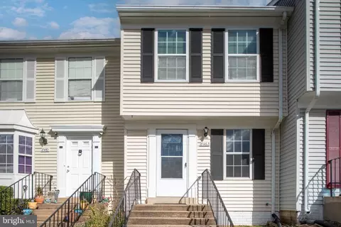 8463 Braxted Ln, Manassas, VA 20110
