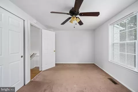 8463 Braxted Ln, Manassas, VA 20110 photo 17