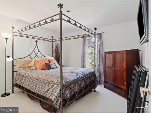 Bedroom - 9354 River Crest Rd, Manassas, VA 20110 photo 7 of 7