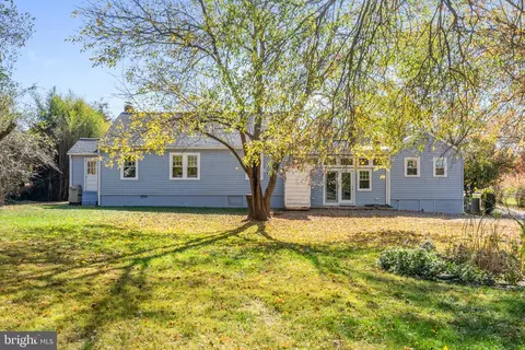 Exterior - 9312 Stuart Ave, Manassas, VA 20110 photo 6 of 10
