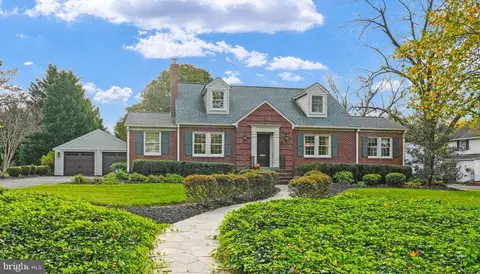 9107 Main St, Manassas, VA 20110
