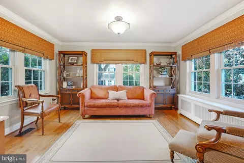 9107 Main St, Manassas, VA 20110 photo 10