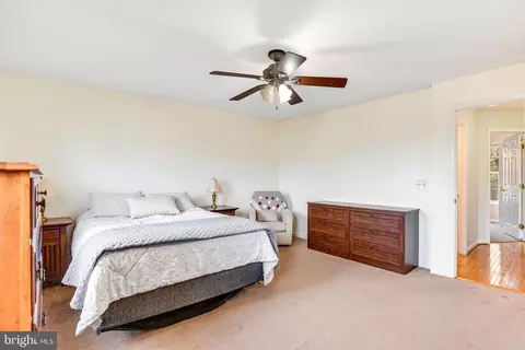 Bedroom - 9562 Buttonbush Ct, Manassas, VA 20110 photo 2 of 6