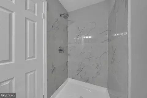 8527 Piney Point Ct, Manassas, VA 20110 photo 20
