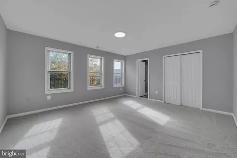 8527 Piney Point Ct, Manassas, VA 20110 photo 16