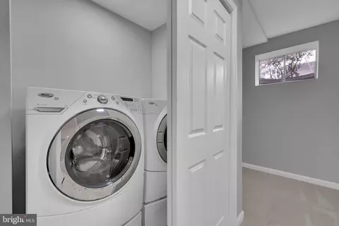 8527 Piney Point Ct, Manassas, VA 20110 photo 29