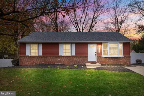 9195 Winterset Dr, Manassas, VA 20110