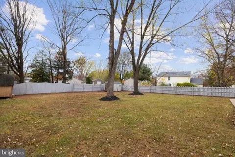 Exterior - 9195 Winterset Dr, Manassas, VA 20110 photo 7 of 11