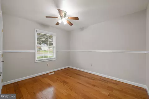 Bedroom - 9195 Winterset Dr, Manassas, VA 20110 photo 1 of 3