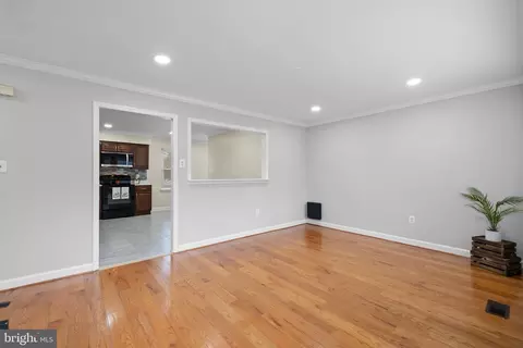 Living - 9195 Winterset Dr, Manassas, VA 20110 photo 1 of 3