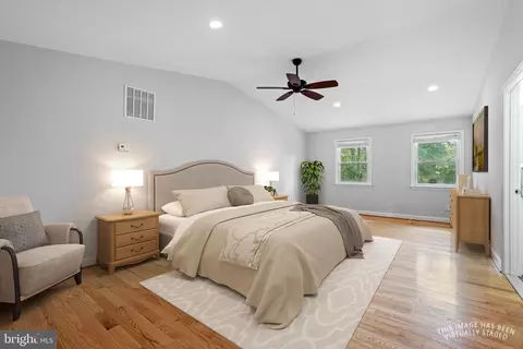 8803 Cather Ave, Manassas, VA 20110 photo 3
