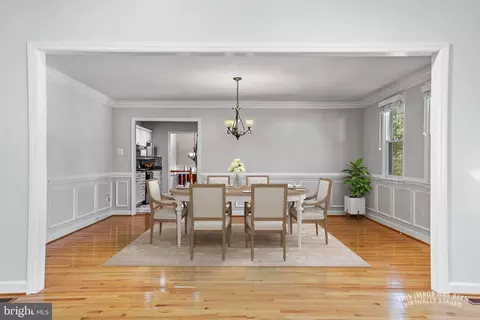 8803 Cather Ave, Manassas, VA 20110 photo 4