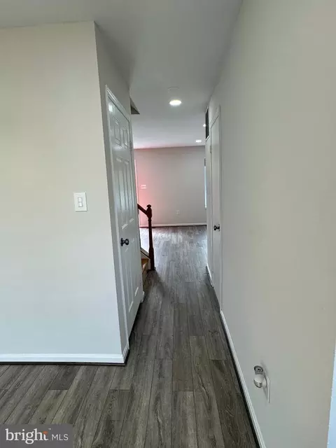 8704 Ditmars Ct, Manassas, VA 20110 photo 11