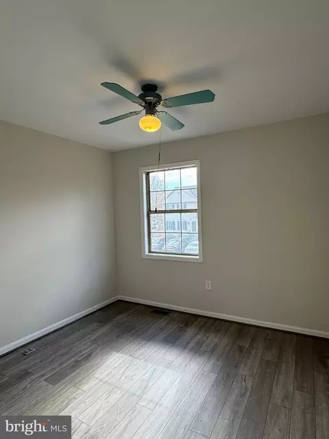 8704 Ditmars Ct, Manassas, VA 20110 photo 14