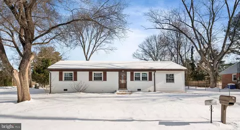 9601 Garden St, Manassas, VA 20110