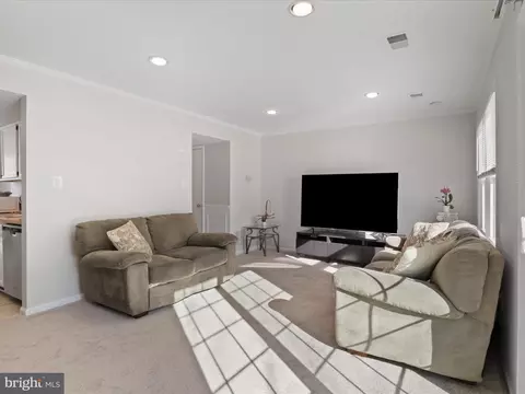 Living - 9022 Miles Pl, Manassas, VA 20110 photo 1 of 2