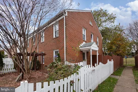 Exterior - 9728 Bragg Ln, Manassas, VA 20110 photo 3 of 3