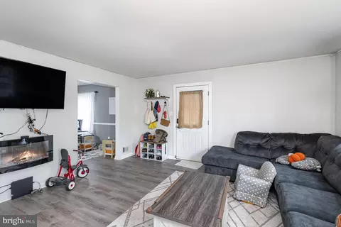 Other - 9728 Bragg Ln, Manassas, VA 20110 photo 4 of 9