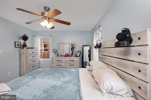 Bedroom - 9728 Bragg Ln, Manassas, VA 20110 photo 3 of 6