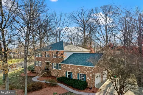 9628 Park St, Manassas, VA 20110