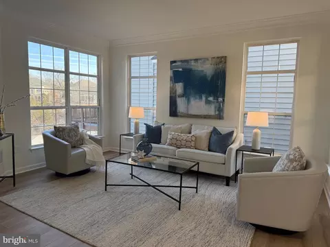 Living - 8329 Tillett Loop, Manassas, VA 20110 photo 2 of 2