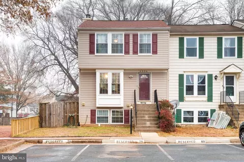9034 New Britain Cir, Manassas, VA 20110