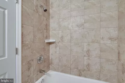 9059 Mcclellan Comn Comn, Manassas, VA 20110 photo 20