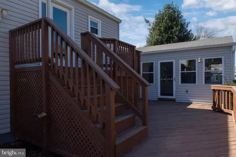 Exterior - 8601 Weems Rd, Manassas, VA 20110 photo 12 of 14
