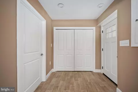 Entry Way - 8601 Weems Rd, Manassas, VA 20110 photo 3 of 4