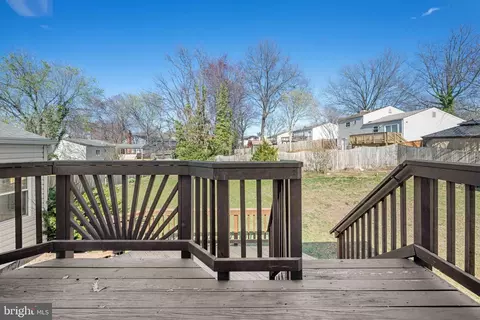 Exterior - 8601 Weems Rd, Manassas, VA 20110 photo 6 of 14