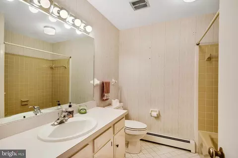Bath - 8907 Weir St, Manassas, VA 20110 photo 1 of 4