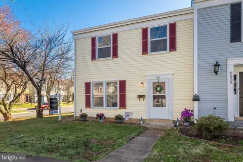8977 Miles Pl, Manassas, VA 20110