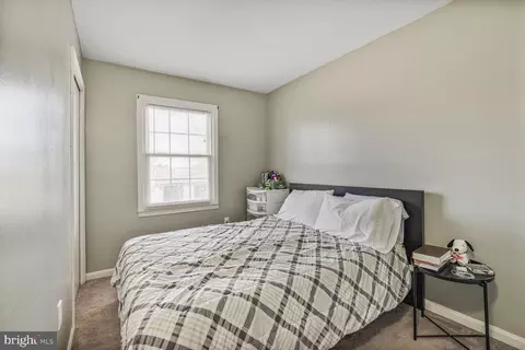 8969 Mcdowell Comn Comn, Manassas, VA 20110 photo 13