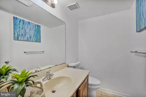 8969 Mcdowell Comn Comn, Manassas, VA 20110 photo 9