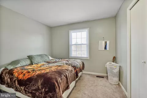 8969 Mcdowell Comn Comn, Manassas, VA 20110 photo 14