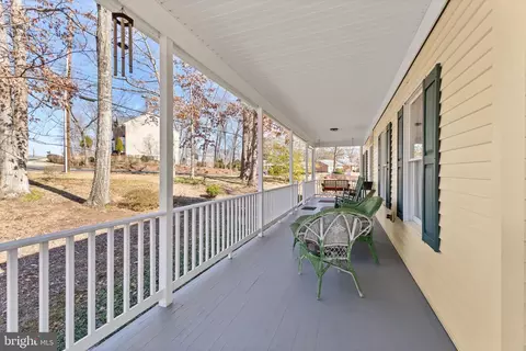 8802 Weir St, Manassas, VA 20110 photo 5