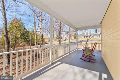8802 Weir St, Manassas, VA 20110 photo 7