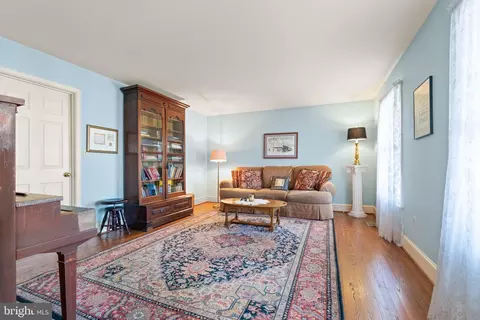 8802 Weir St, Manassas, VA 20110 photo 11