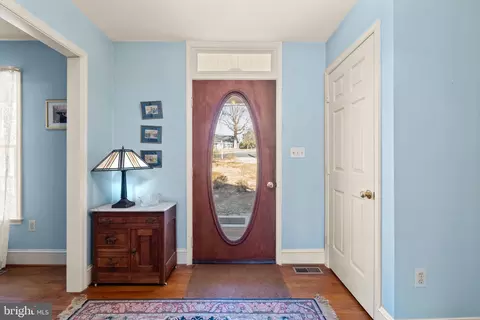 8802 Weir St, Manassas, VA 20110 photo 9