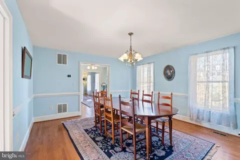 8802 Weir St, Manassas, VA 20110 photo 14