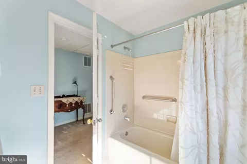 8802 Weir St, Manassas, VA 20110 photo 41