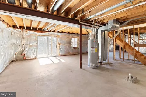8802 Weir St, Manassas, VA 20110 photo 43