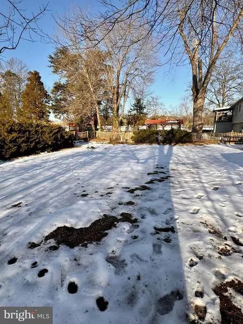 Exterior - 8752 Cather Ave, Manassas, VA 20110 photo 3 of 3