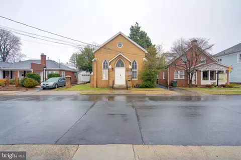 9319 West St, Manassas, VA 20110