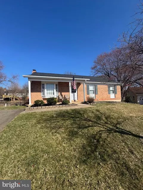 10209 Carmel Way, Manassas, VA 20110